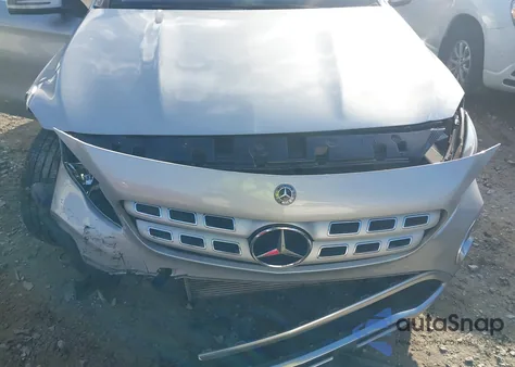 2018 Mercedes-Benz Gla 250 z USA, uszkodzony, nr VIN WDCTG4EB3JJ435644